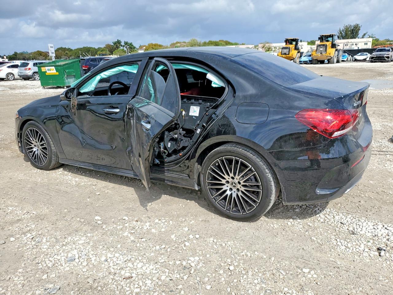 2022 MERCEDES-BENZ A A220