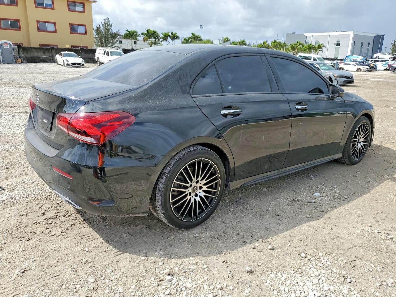 2022 MERCEDES-BENZ A A220