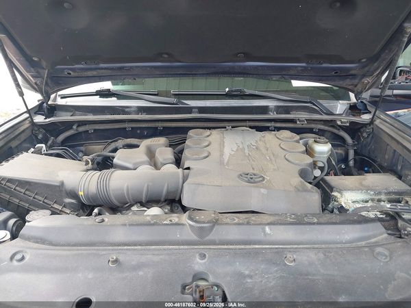 2018 TOYOTA 4RUNNER SR5 — I10