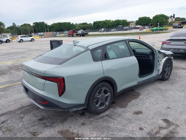 2025 KIA K4 LXS — I4