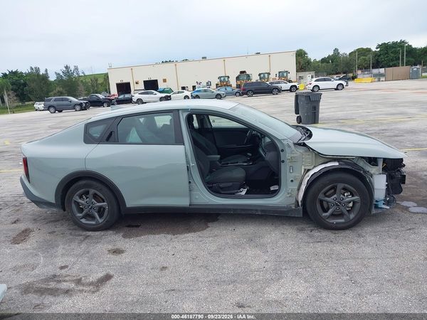 2025 KIA K4 LXS — I116