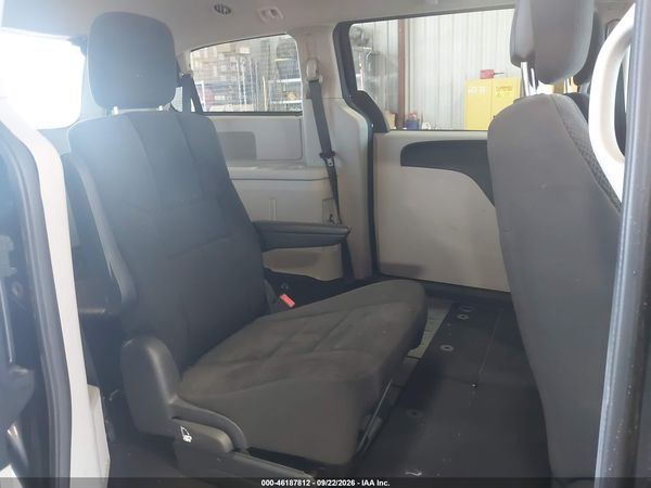 2013 DODGE GRAND CARAVAN SE — I8