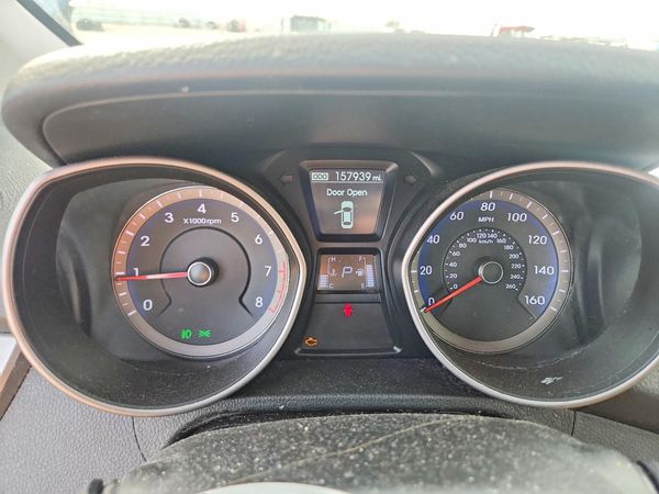 2014 HYUNDAI ELANTRA STD, Style, Tech