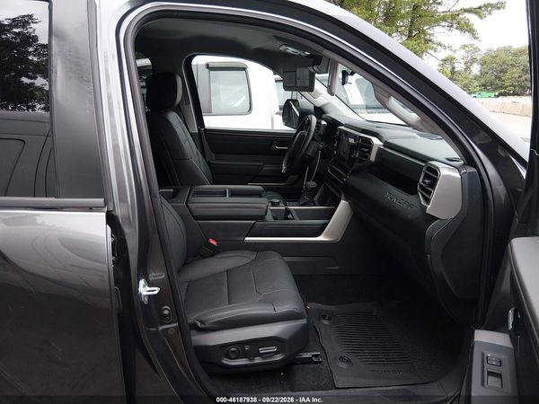 2024 TOYOTA TUNDRA SR5 — I5