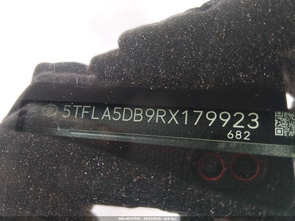 2024 TOYOTA TUNDRA SR5 — I152