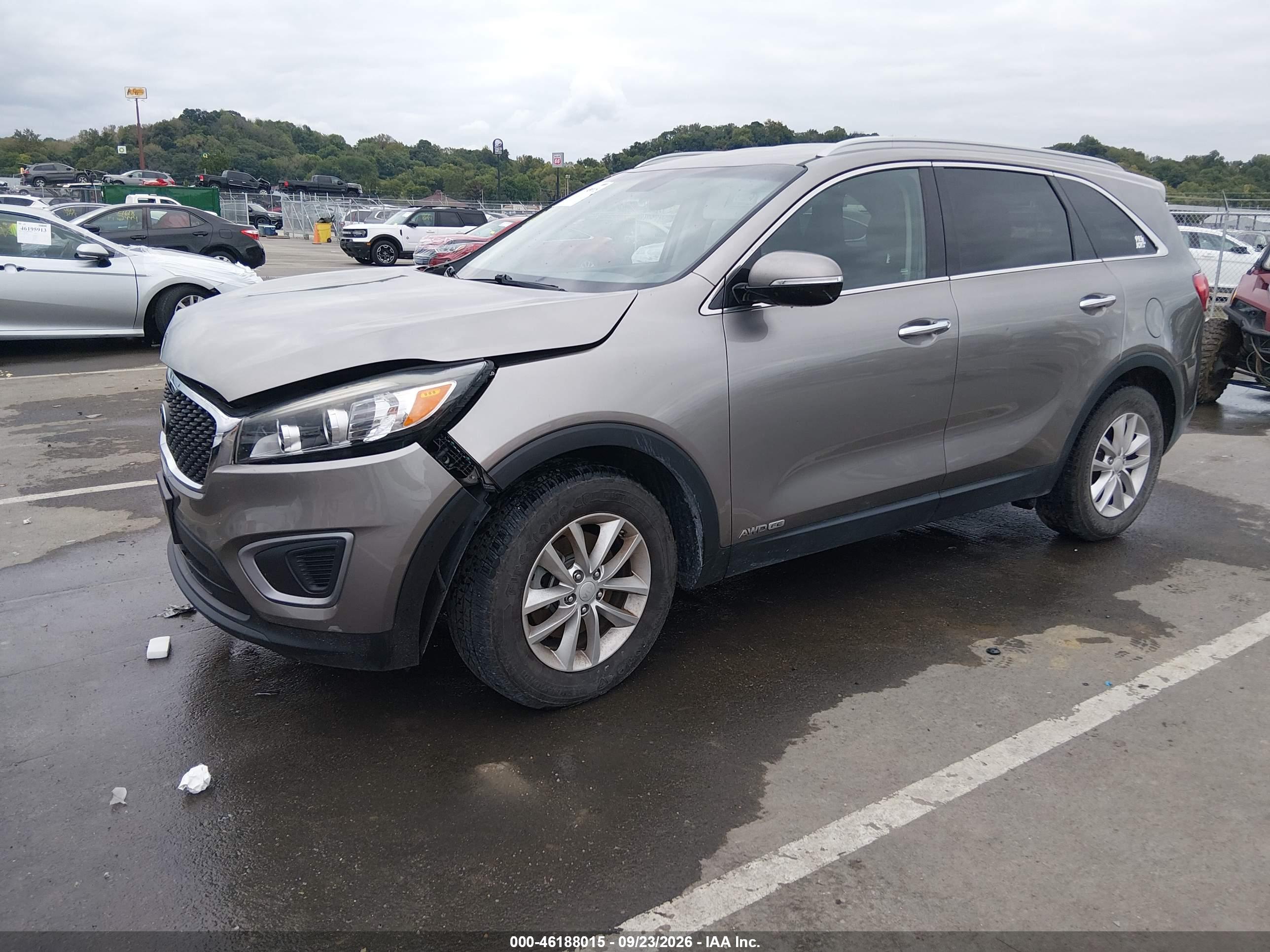 2016 KIA SORENTO 3.3L LX — I2
