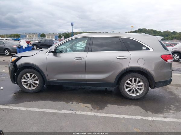2016 KIA SORENTO 3.3L LX — I117