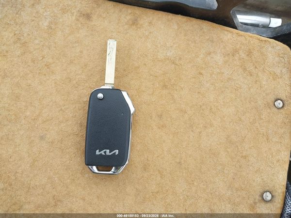 2023 KIA SPORTAGE LX — I11