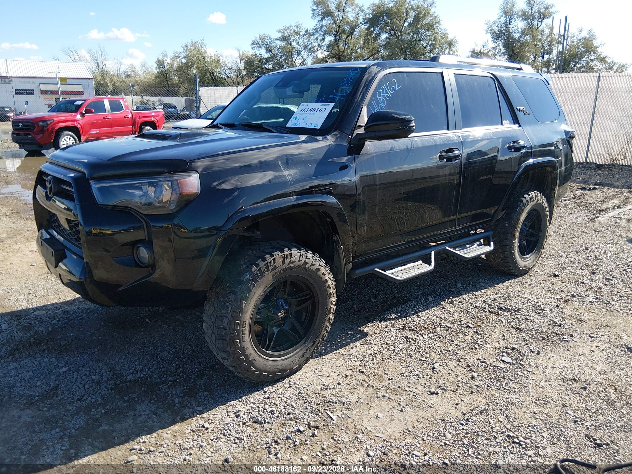 2020 TOYOTA 4RUNNER TRD OFF ROAD PREMIUM — I2