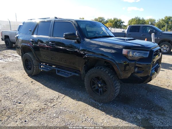 2020 TOYOTA 4RUNNER TRD OFF ROAD PREMIUM — I1