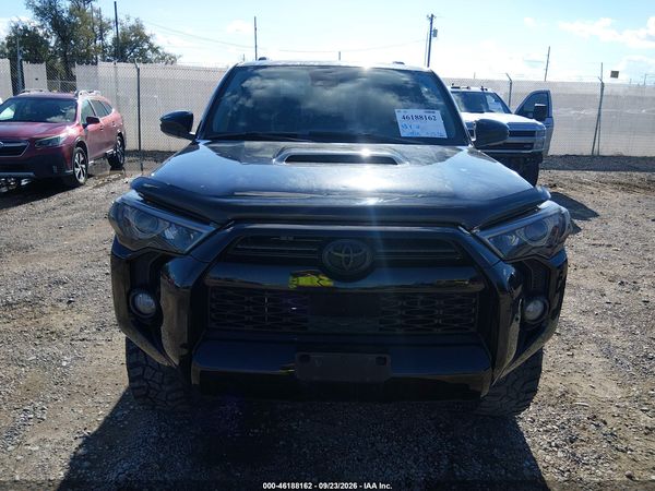 2020 TOYOTA 4RUNNER TRD OFF ROAD PREMIUM — I6