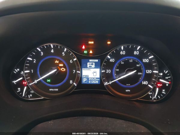 2017 INFINITI QX80 — I7
