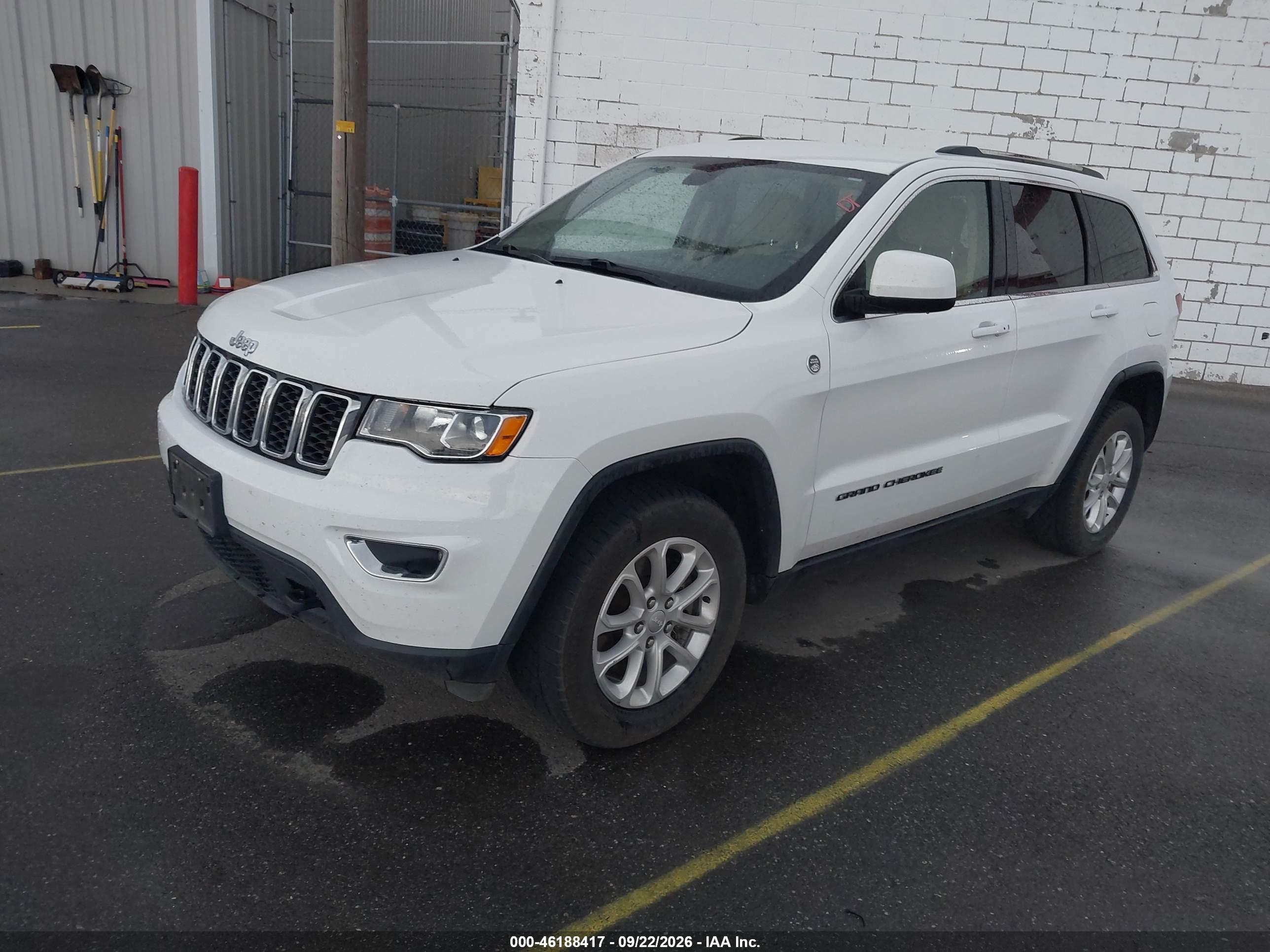 2021 JEEP GRAND CHEROKEE LAREDO E 4X4 — I2