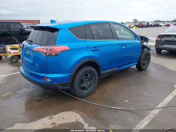 2018 TOYOTA RAV4 LE — I4