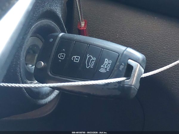 2019 HYUNDAI SANTA FE SE — I11