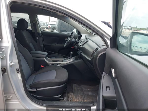 2016 KIA SPORTAGE LX — I5