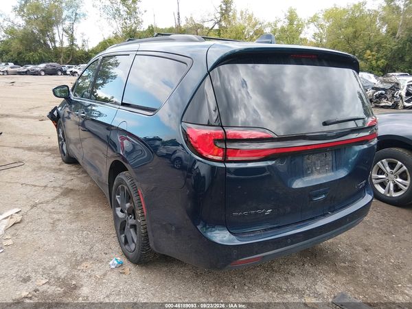 2022 CHRYSLER PACIFICA LIMITED AWD — I3