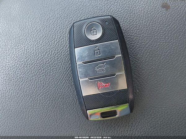 2019 KIA NIRO LX — I11
