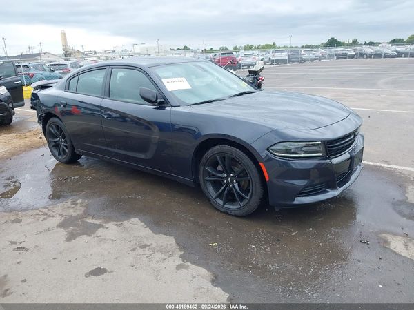 2018 DODGE CHARGER SXT RWD — I1