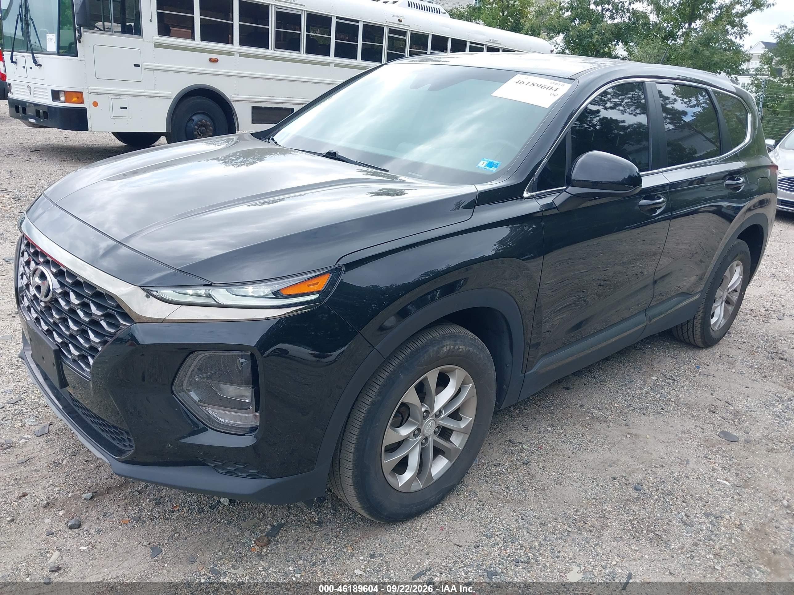 2019 HYUNDAI SANTA FE SE — I2