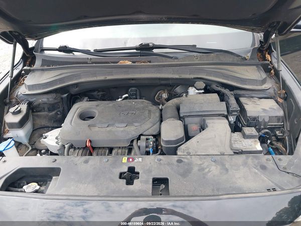 2019 HYUNDAI SANTA FE SE — I10