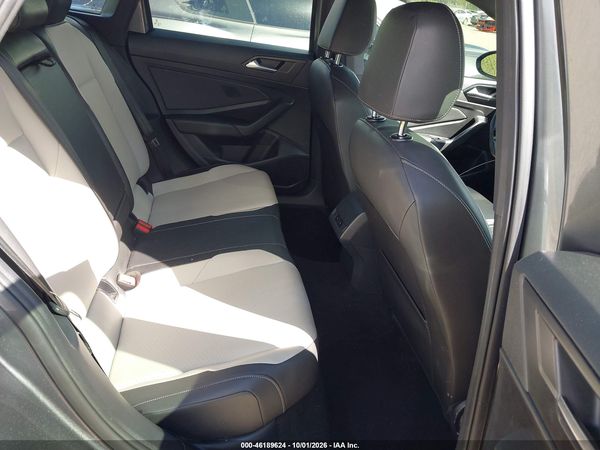2019 VOLKSWAGEN JETTA — I8
