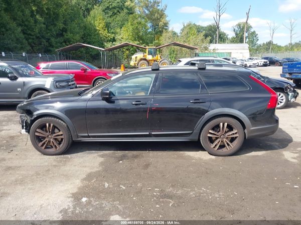 2018 VOLVO V90 CROSS COUNTRY T5 — I117