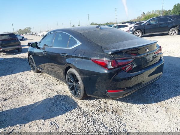 2025 LEXUS ES 300H F SPORT DESIGN — I3