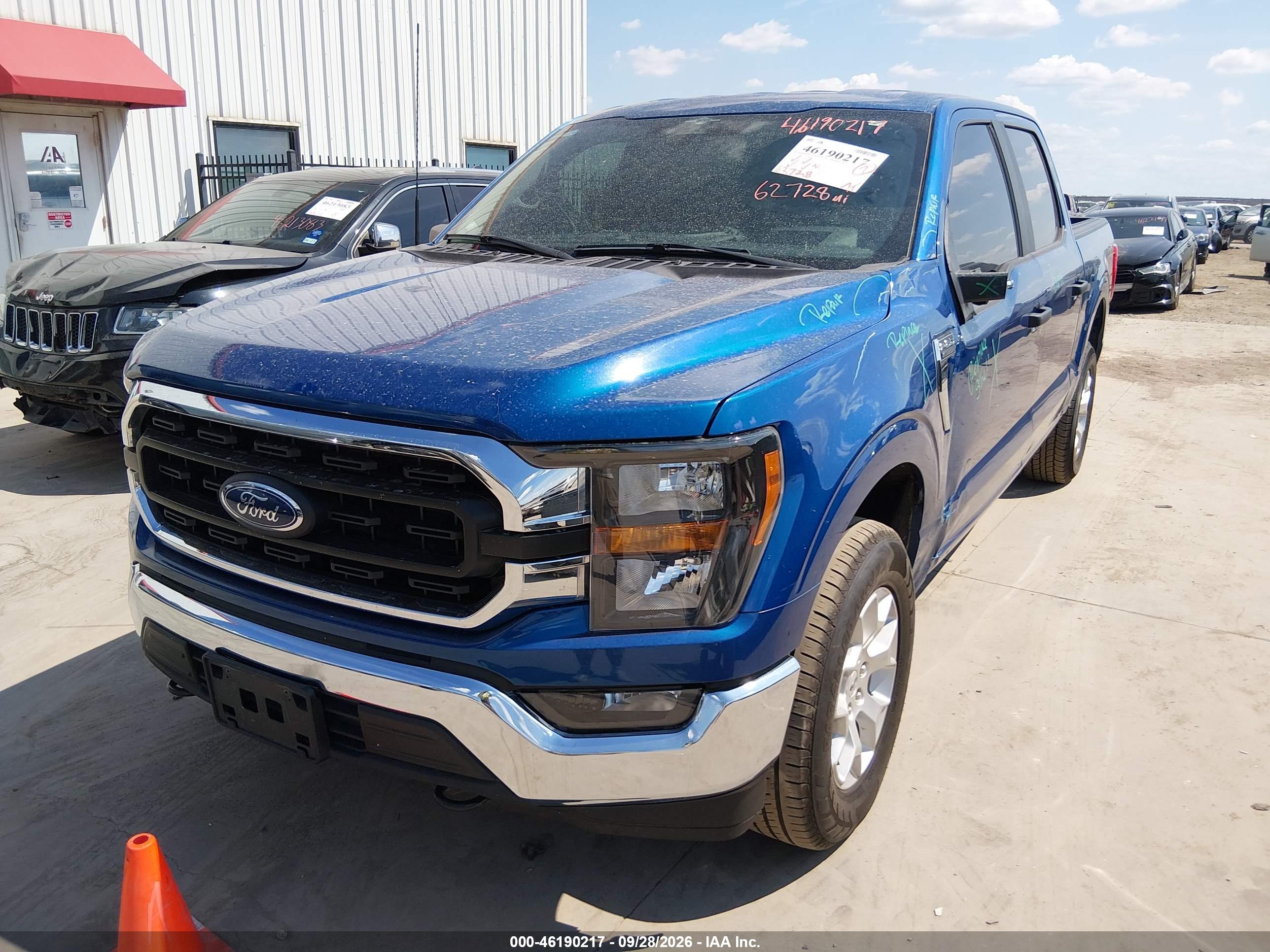 2023 FORD F-150 XLT — I2