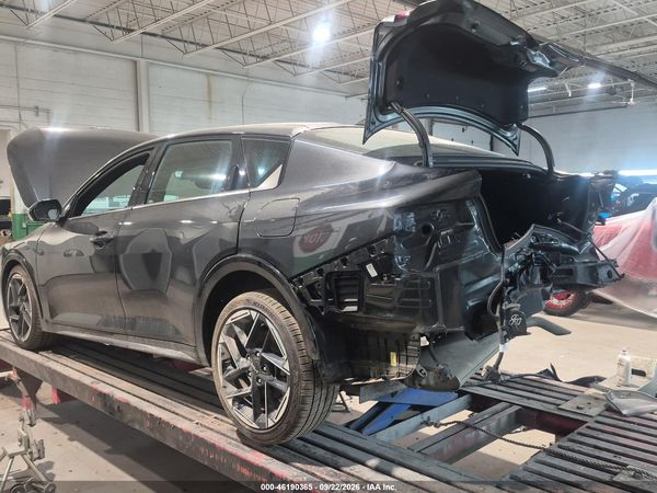 2025 KIA K4 GT-LINE — I3