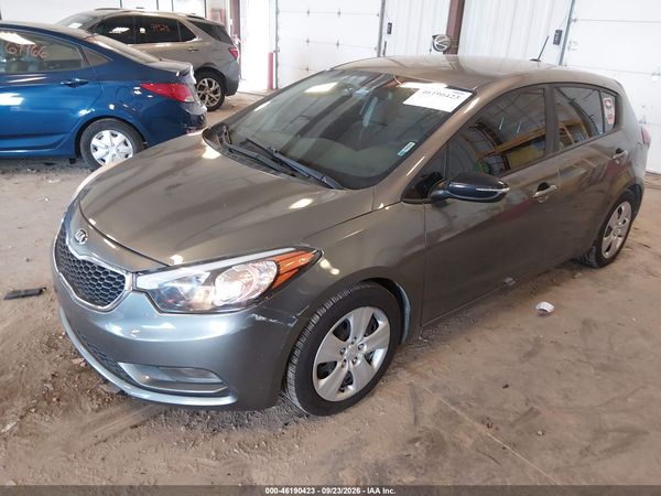 2016 KIA FORTE 5-DOOR — I2