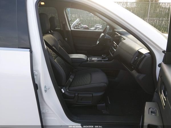 2026 NISSAN PATHFINDER SV — I5