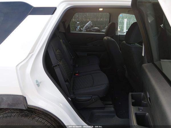 2026 NISSAN PATHFINDER SV — I8