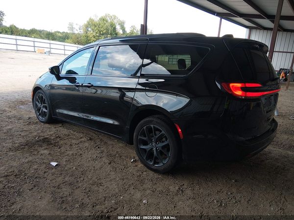 2026 CHRYSLER PACIFICA LIMITED — I3