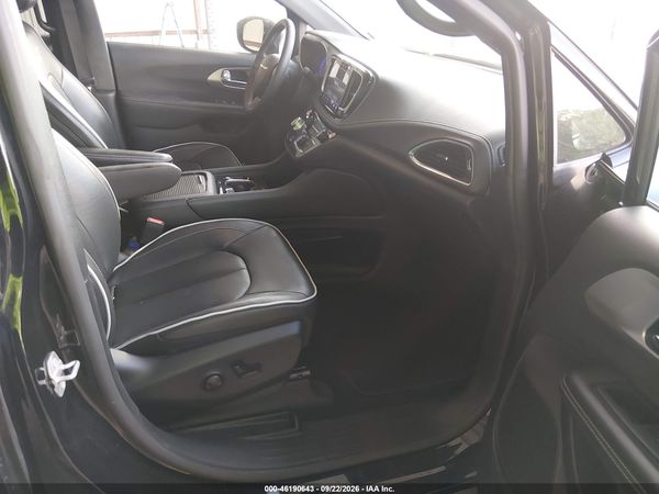 2026 CHRYSLER PACIFICA LIMITED — I5