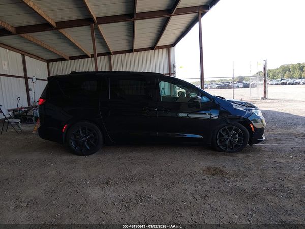 2026 CHRYSLER PACIFICA LIMITED — I116