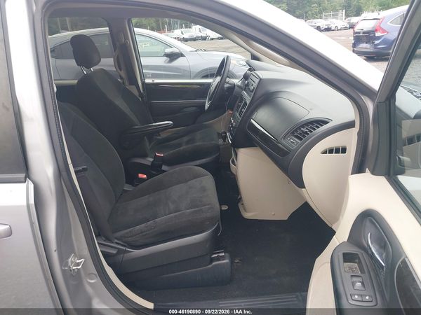 2016 DODGE GRAND CARAVAN SE — I5