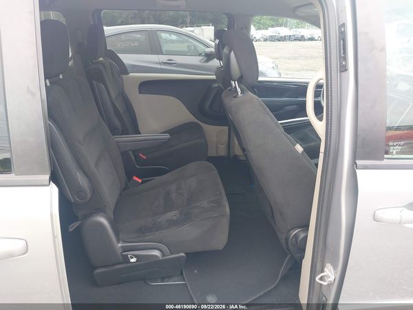 2016 DODGE GRAND CARAVAN SE — I8