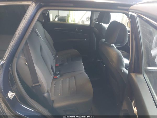 2016 KIA SORENTO LX — I8