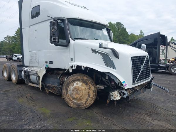 2018 VOLVO VNL — I1