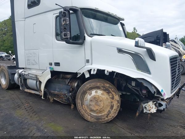 2018 VOLVO VNL — I12