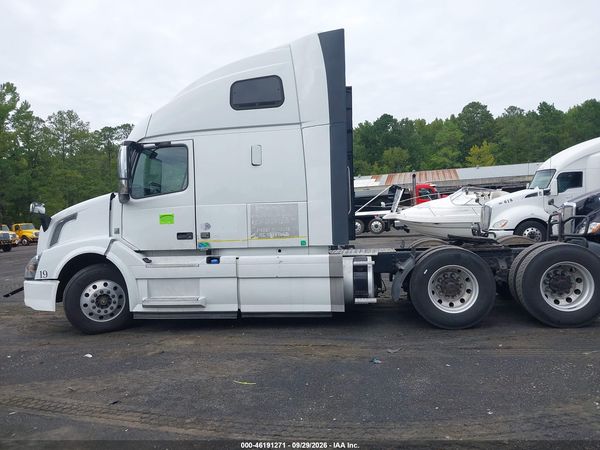 2018 VOLVO VNL — I117