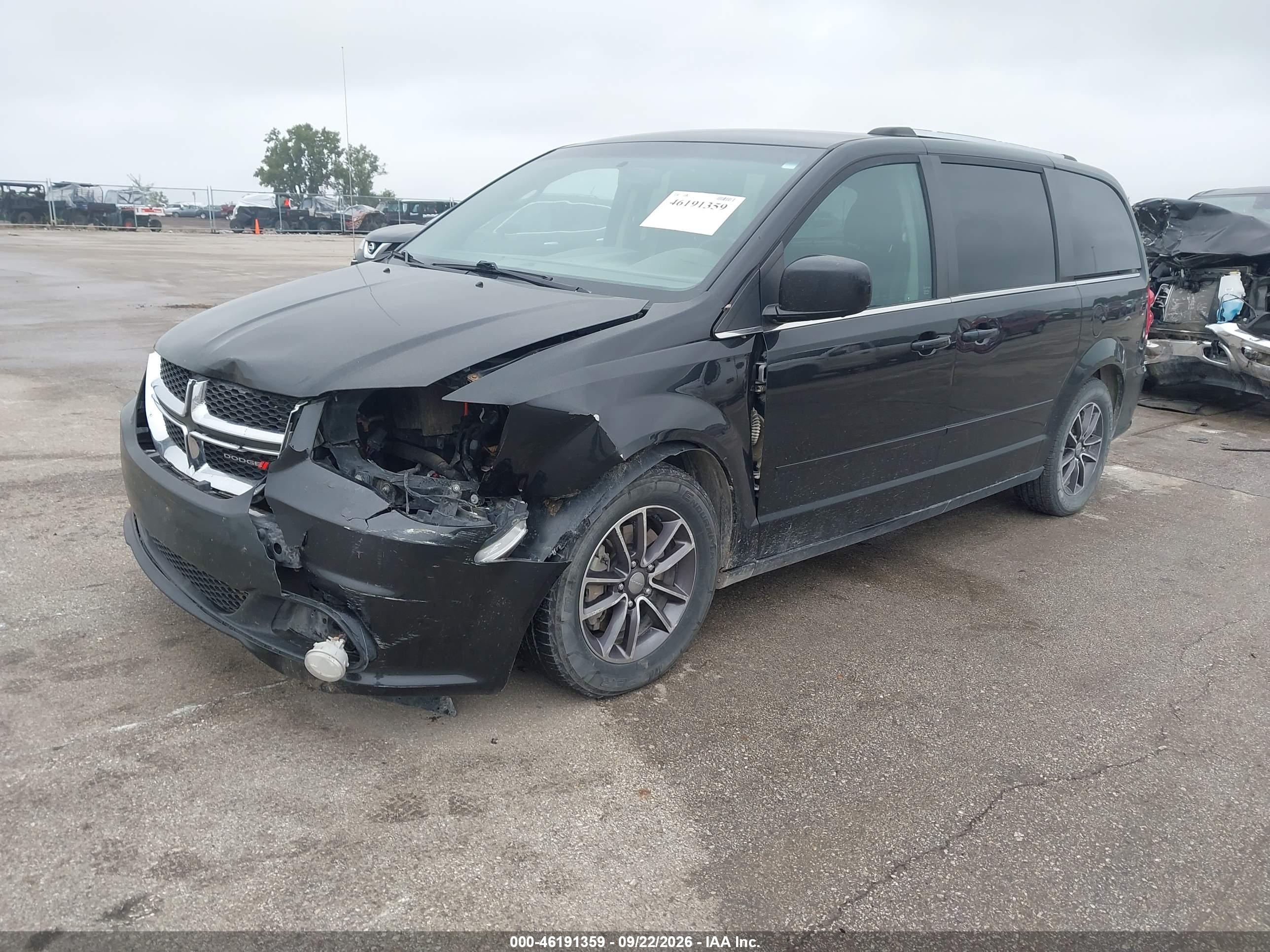 2016 DODGE GRAND CARAVAN SXT — I2