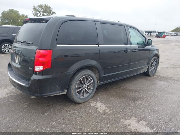 2016 DODGE GRAND CARAVAN SXT — I4
