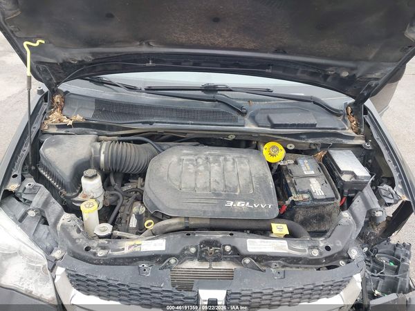2016 DODGE GRAND CARAVAN SXT — I10