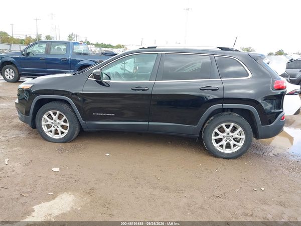 2017 JEEP CHEROKEE LATITUDE 4X4 — I117