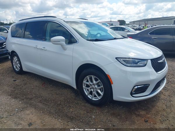 2022 CHRYSLER PACIFICA TOURING L — I1