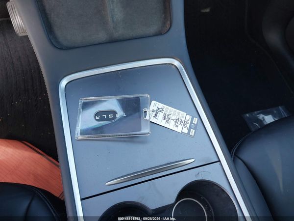 2021 TESLA MODEL Y — I11