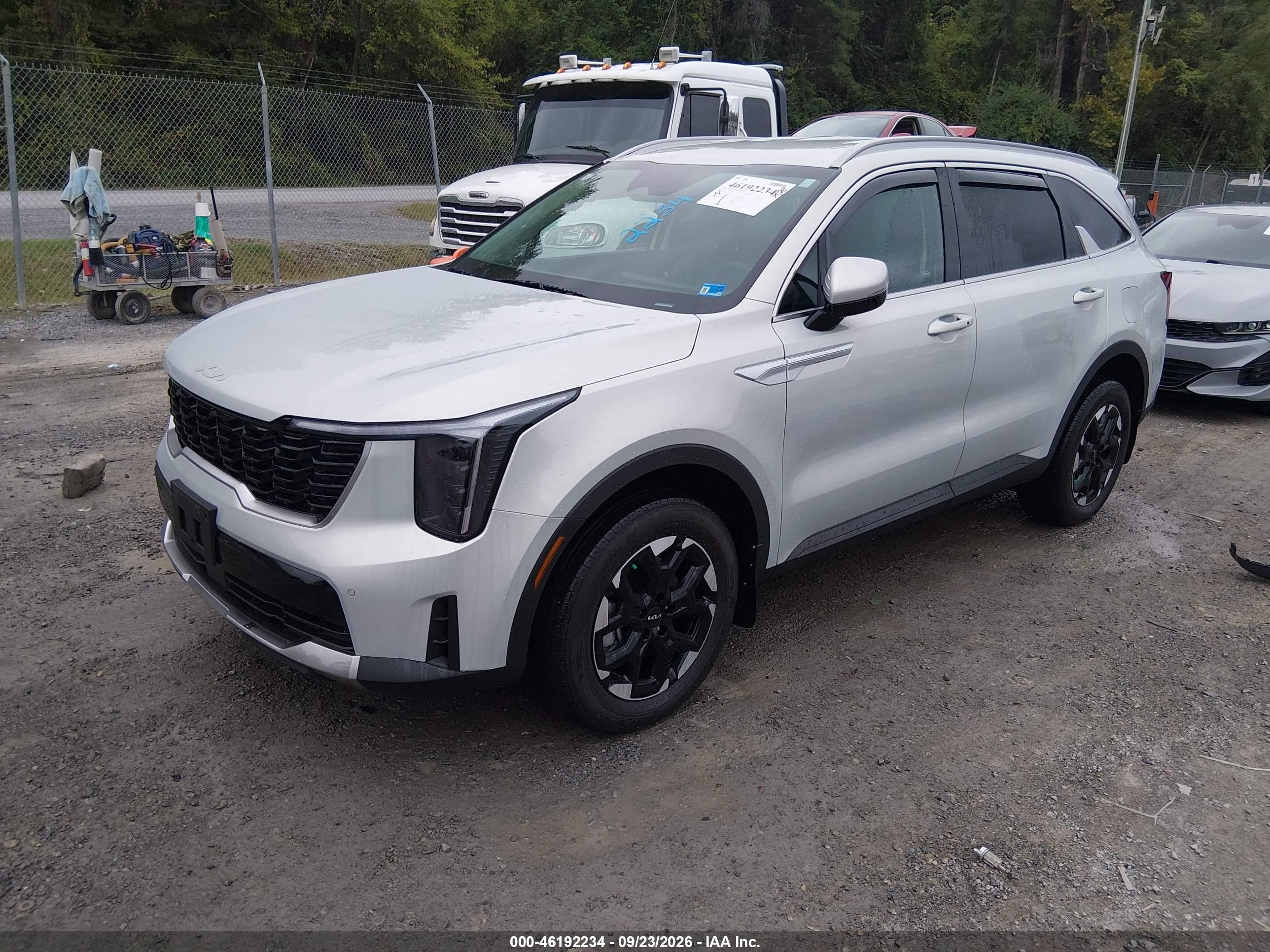 2026 KIA SORENTO S — I2