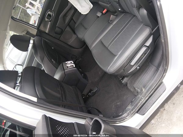 2026 KIA SORENTO S — I8